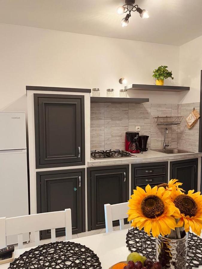 Pomerino Apartmans Εξωτερικό φωτογραφία