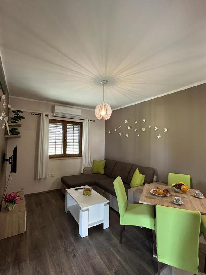 Pomerino Apartmans Εξωτερικό φωτογραφία