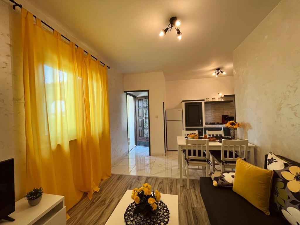 Pomerino Apartmans Εξωτερικό φωτογραφία