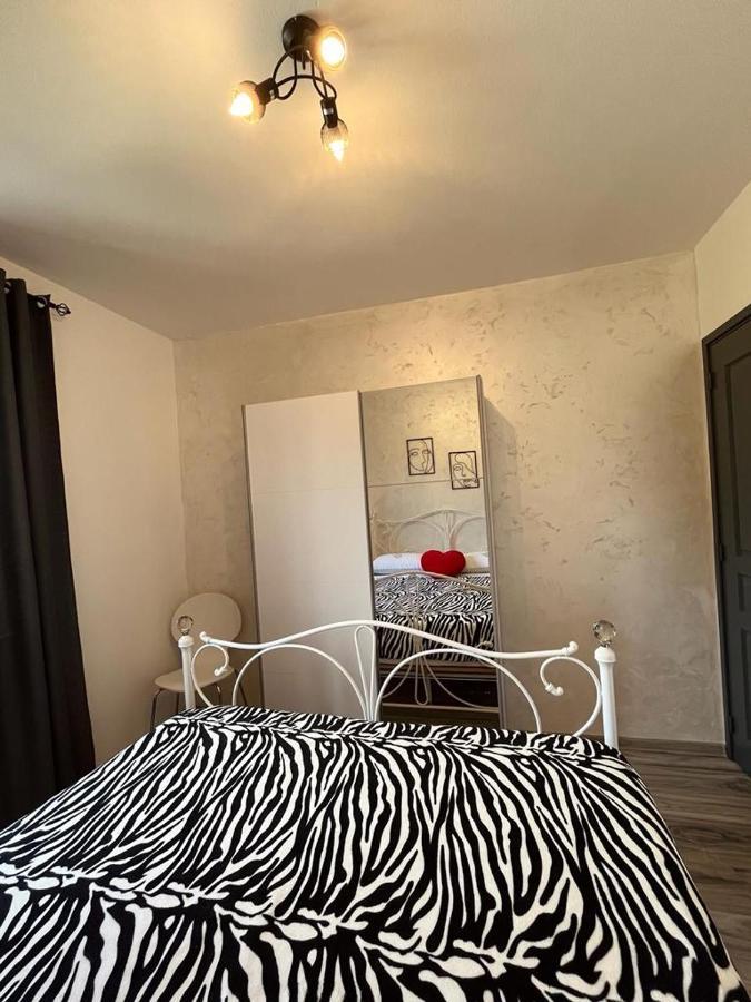 Pomerino Apartmans Εξωτερικό φωτογραφία